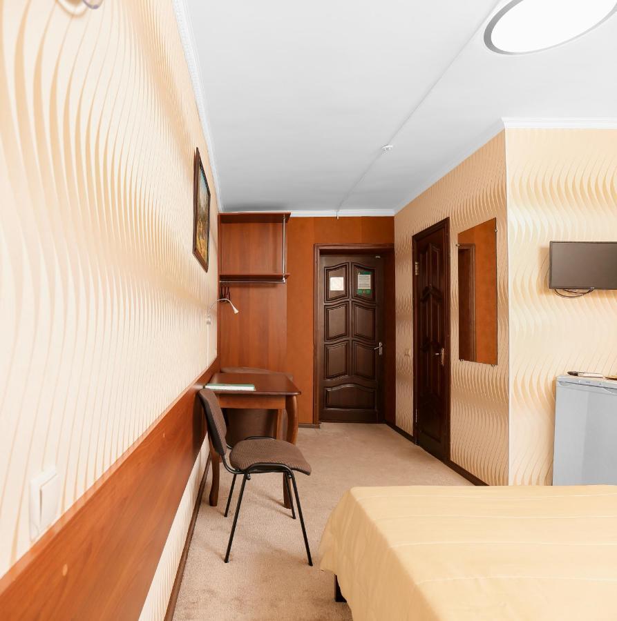 Green City Hotel Nikolayev Ngoại thất bức ảnh
