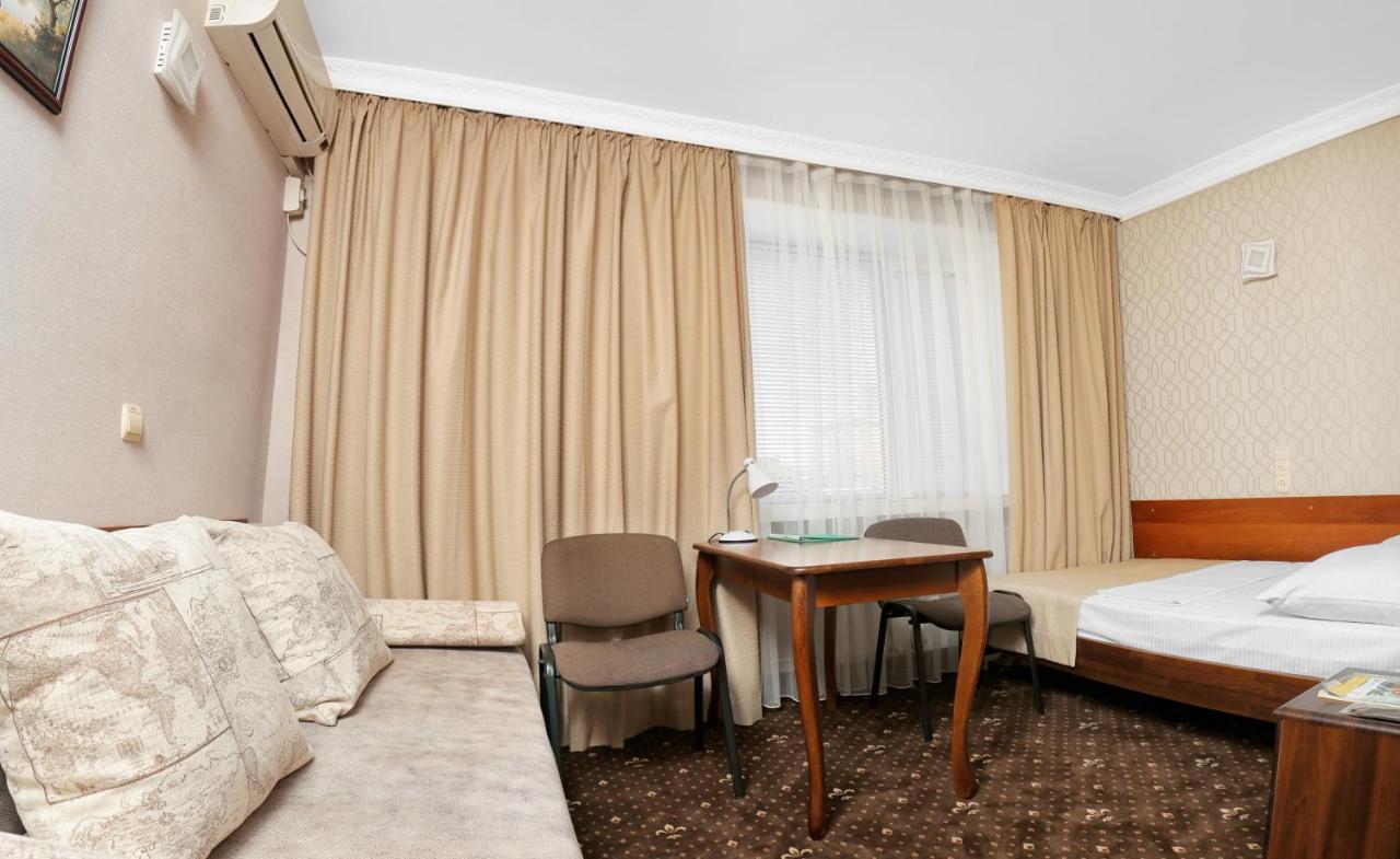 Green City Hotel Nikolayev Ngoại thất bức ảnh